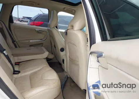 2013 Volvo Xc60 3.2 Premier из США, поврежденный, VIN YV4952DL2D2429382